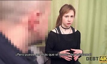 Мужик трахает русскую должницу